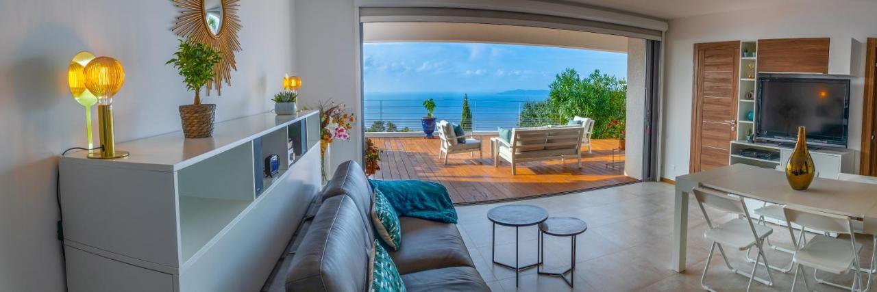 Vistazur Luxueux Appartement Avec Terrasse Et Piscine Rayol-Canadel-sur-Mer Exterior photo