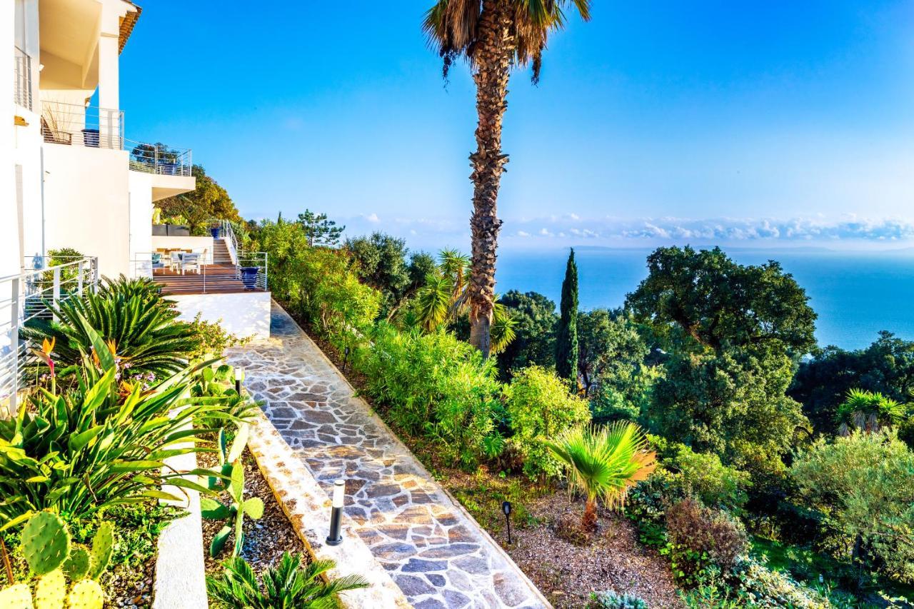 Vistazur Luxueux Appartement Avec Terrasse Et Piscine Rayol-Canadel-sur-Mer Exterior photo
