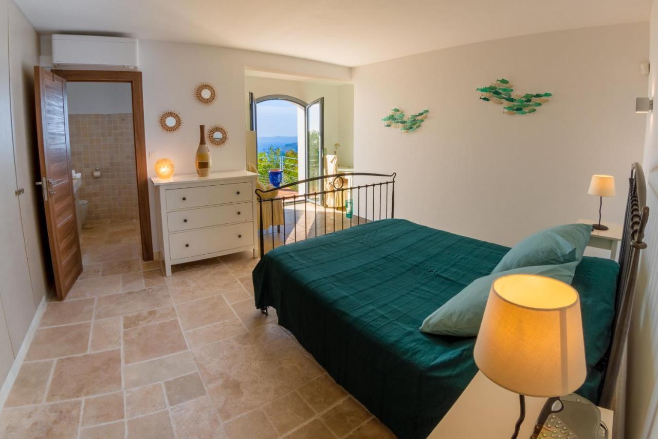 Vistazur Luxueux Appartement Avec Terrasse Et Piscine Rayol-Canadel-sur-Mer Exterior photo